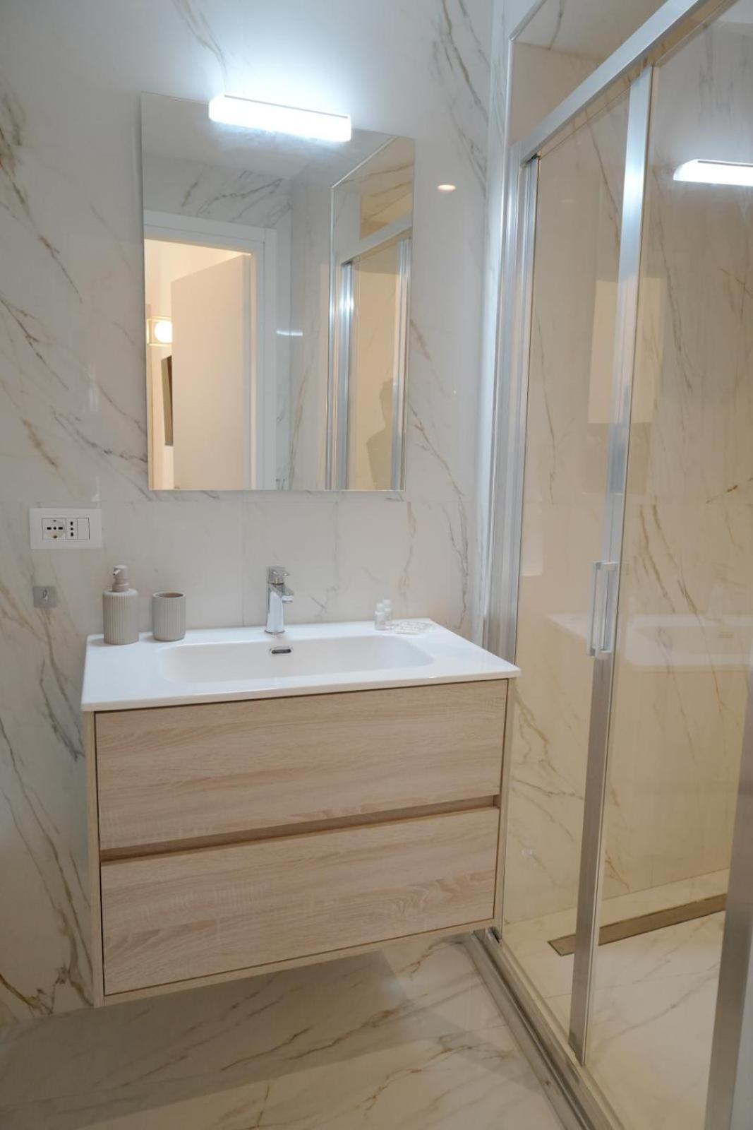 Around Castel Sant'Angelo Apartment Roma Ngoại thất bức ảnh