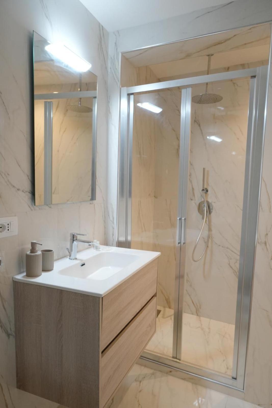 Around Castel Sant'Angelo Apartment Roma Ngoại thất bức ảnh