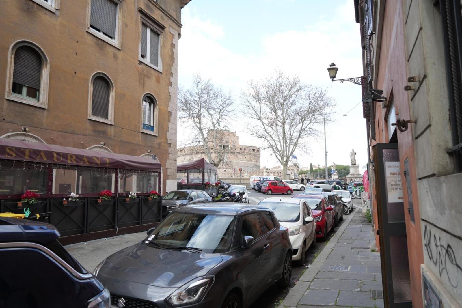 Around Castel Sant'Angelo Apartment Roma Ngoại thất bức ảnh